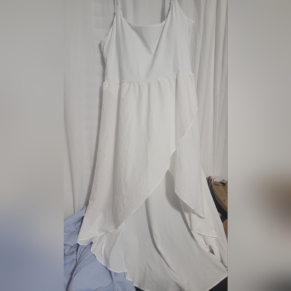 White Halara highlow dress - Picture 1 of 6